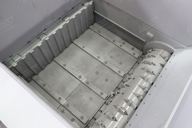 Нэг босоо амтай бутлагч